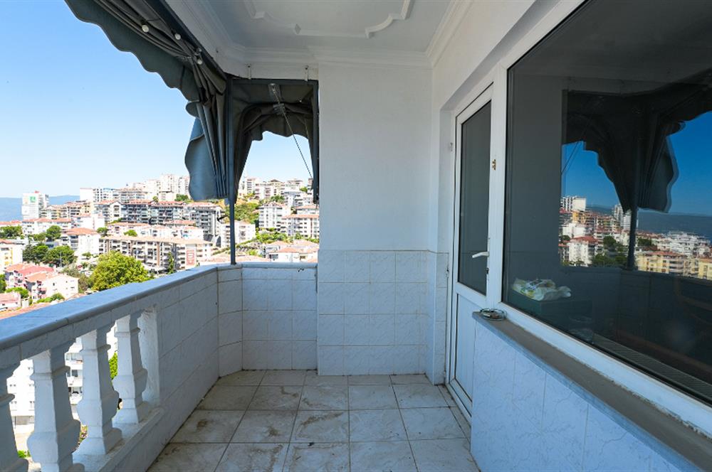 C21 Cius; Yıldırım Sitesi'nde Deniz Manzaralı 3+1 Ara Kat Daire