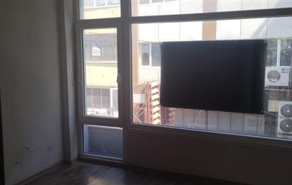 Kartal Ankara Caddesinde Kiralık 40 m2 Ofis