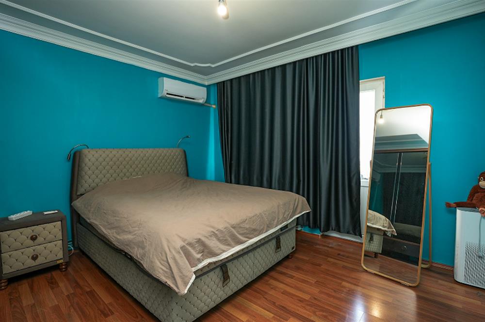 C21 Cius; Yıldırım Sitesi'nde Deniz Manzaralı 3+1 Ara Kat Daire