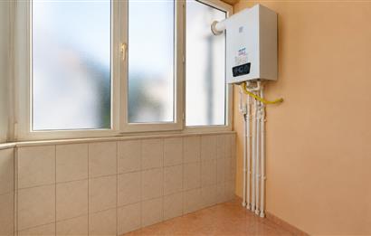 C21 Cius; Yıldırım Sitesi'nde Deniz Manzaralı 3+1 Ara Kat Daire