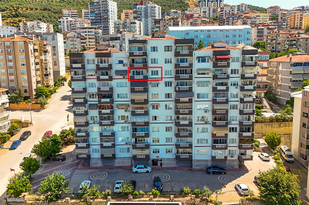 C21 Cius; Yıldırım Sitesi'nde Deniz Manzaralı 3+1 Ara Kat Daire