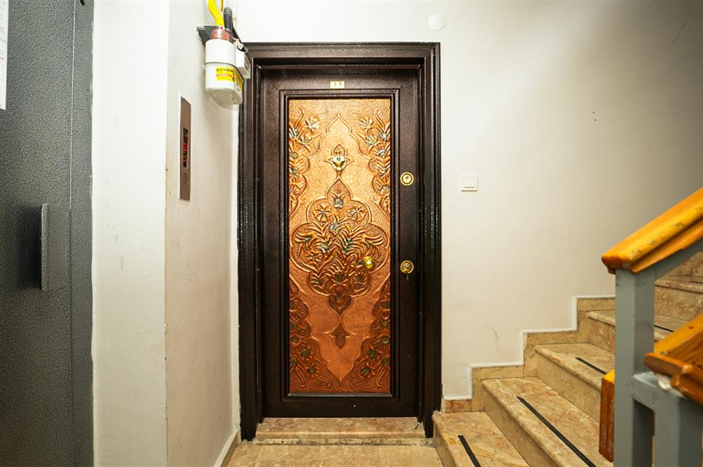 C21 Cius; Yıldırım Sitesi'nde Deniz Manzaralı 3+1 Ara Kat Daire