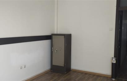 Kartal Ankara Caddesinde Kiralık 40 m2 Ofis