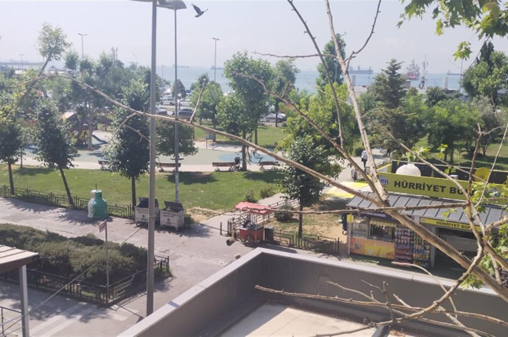 Kartal Ankara Caddesinde Kiralık 40 m2 Ofis