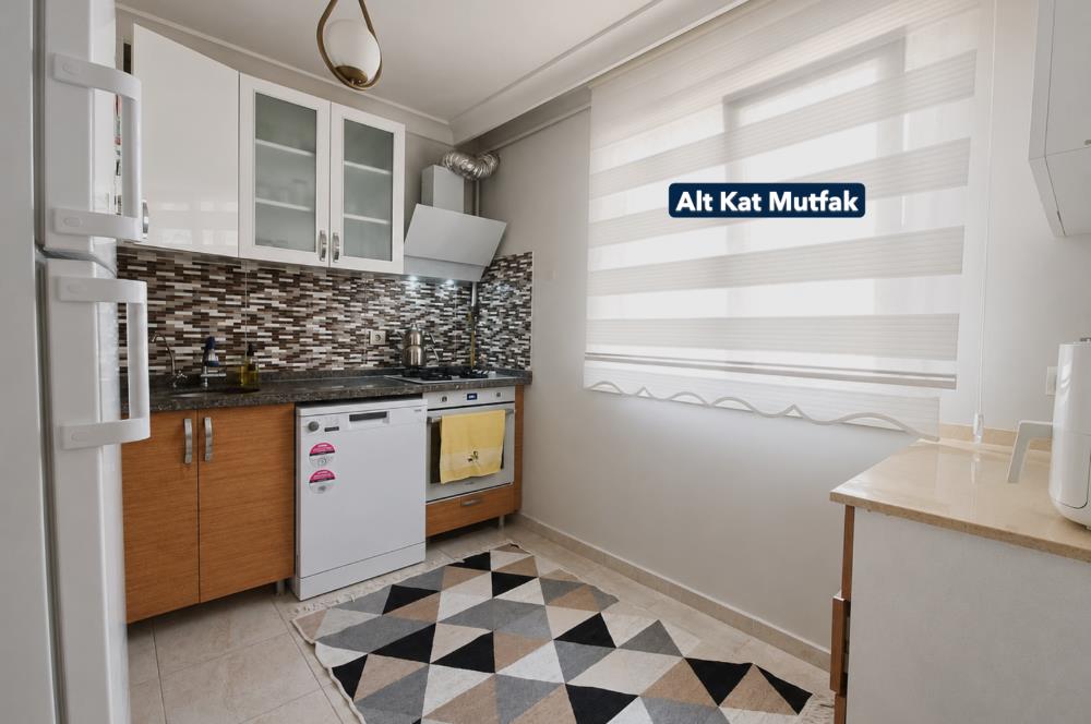 Sancaktepe'de Satılık 5+2 Üst Dubleks 2 Ayrı Daire Gibi Kullanım