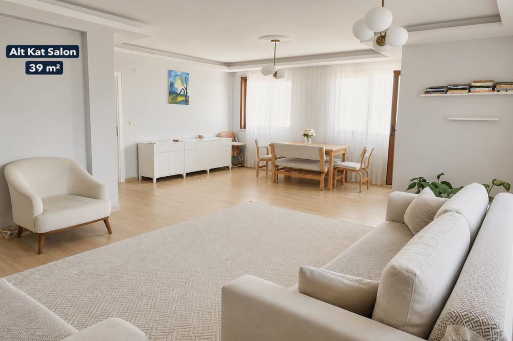 Sancaktepe'de Satılık 5+2 Üst Dubleks 2 Ayrı Daire Gibi Kullanım