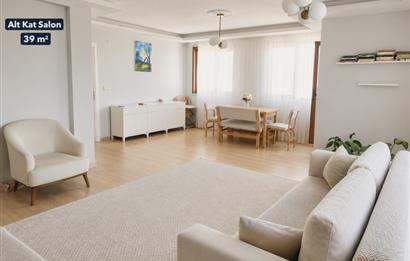Sancaktepe'de Satılık 5+2 Üst Dubleks 2 Ayrı Daire Gibi Kullanım