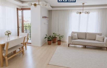 Sancaktepe'de Satılık 5+2 Üst Dubleks 2 Ayrı Daire Gibi Kullanım