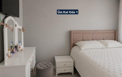 Sancaktepe'de Satılık 5+2 Üst Dubleks 2 Ayrı Daire Gibi Kullanım
