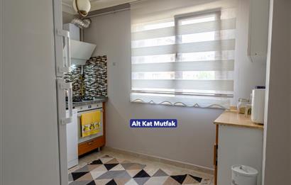 Sancaktepe'de Satılık 5+2 Üst Dubleks 2 Ayrı Daire Gibi Kullanım