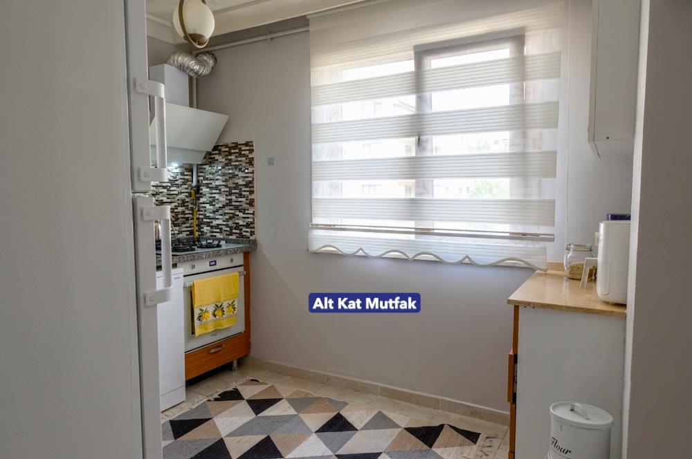 Sancaktepe'de Satılık 5+2 Üst Dubleks 2 Ayrı Daire Gibi Kullanım