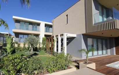 BODRUM SERİNA EVLERİ MÜSTAKİL HAVUZLU 3+1 VİLLA DENİZE 5 DK.