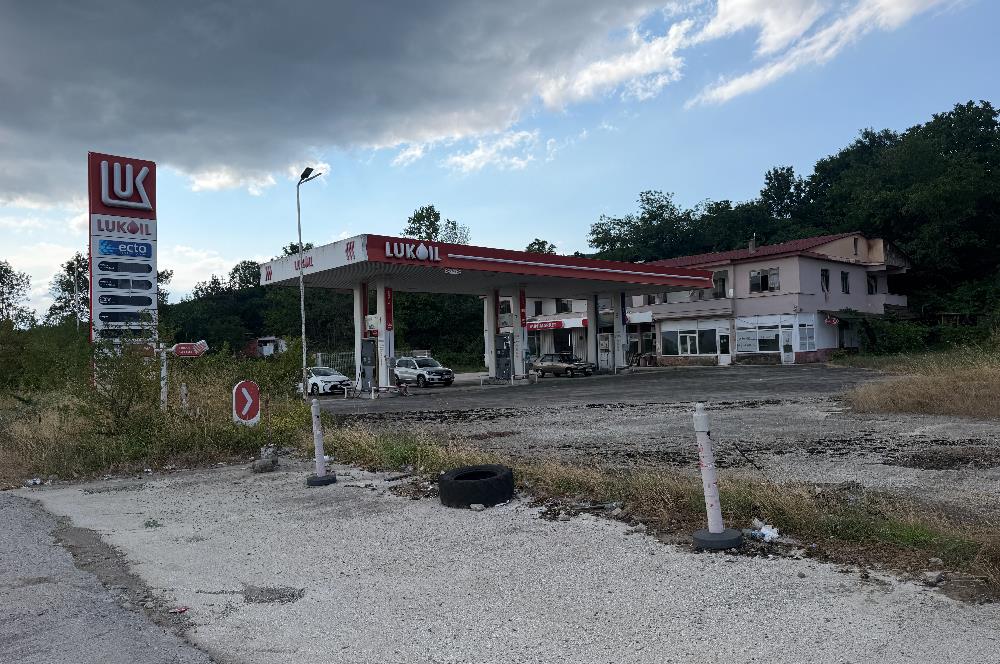 HENDEK'TE SATILIK AKARYAKIT İSTASYONU VE TİCARİ TESİS