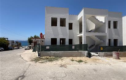 Bodrum Turgutreis Yalı Mevkii Satılık Denize Sıfır Havuzlu Site İçinde Yeni Daire ve Dubleksler