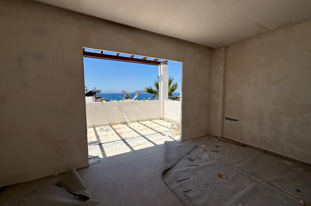 Bodrum Turgutreis Yalı Mevkii Satılık Denize Sıfır Havuzlu Site İçinde Yeni Daire ve Dubleksler