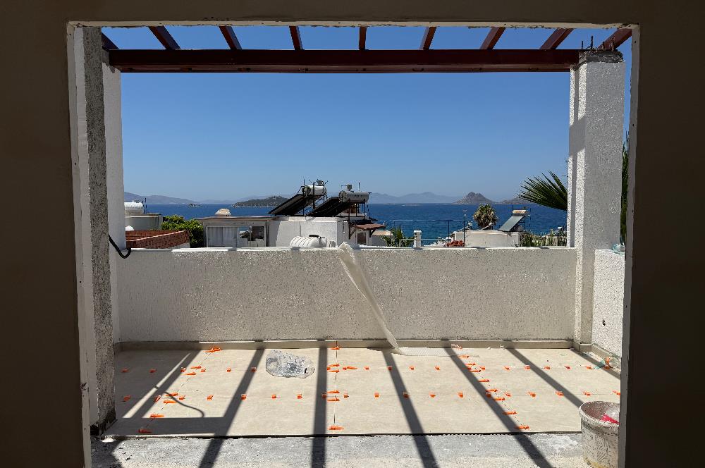 Bodrum Turgutreis Yalı Mevkii Satılık Denize Sıfır Havuzlu Site İçinde Yeni Daire ve Dubleksler