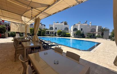 Bodrum Turgutreis Yalı Mevkii Satılık Denize Sıfır Havuzlu Site İçinde Yeni Daire ve Dubleksler