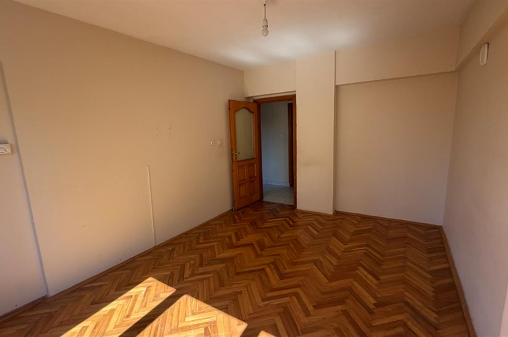 ERENLER'DE KİRALIK: 3+1 DAİRE, 110m², BELEDİYE YAKINI