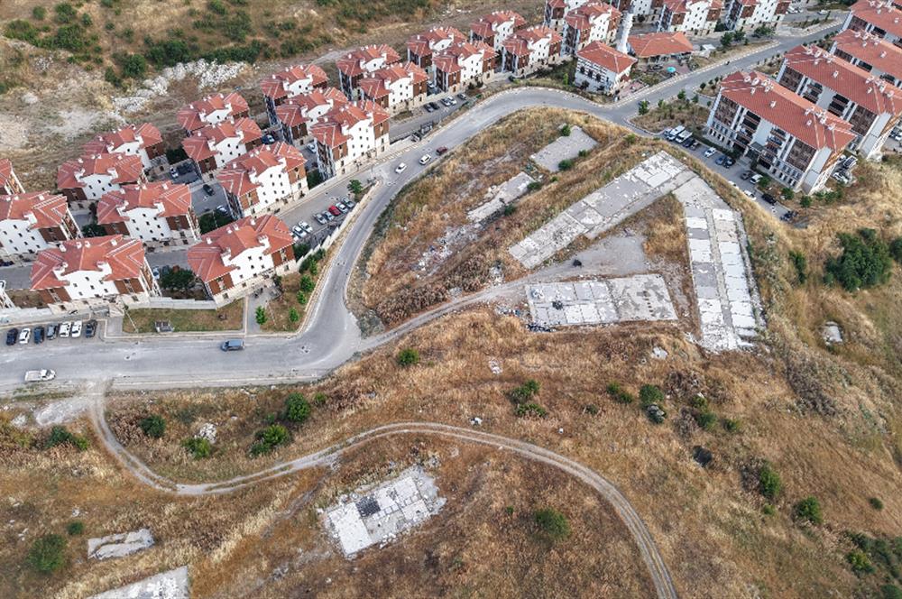 KUVAYİ MİLLİYE MH. 17 KAT İMARLI 2633,96 m2 SATILIK ARSA
