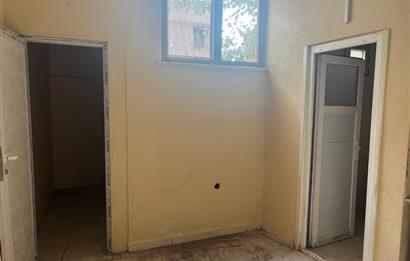 EYÜP GÜZELTEPE'DE CADDE ÜZERİ 240 M2 SATILIK DÜKKAN