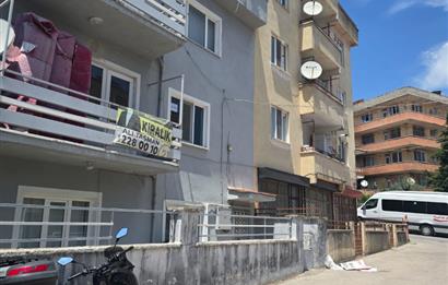 CENTURY 21 BAL GAYRİMENKUL'DEN EŞYASIZ İÇİ YENİLENMİŞ  2+1 ARAKAT DAİRE