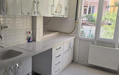 CENTURY 21 BAL GAYRİMENKUL'DEN EŞYASIZ İÇİ YENİLENMİŞ  2+1 ARAKAT DAİRE
