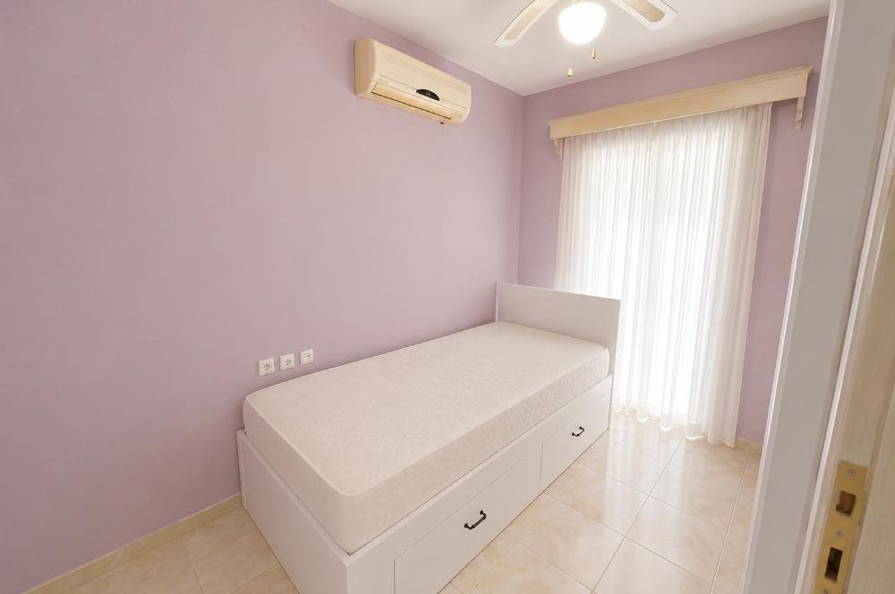 Kumbahçe Manastır Evleri'nde Deniz Manzaralı 3+1 Tripleks
