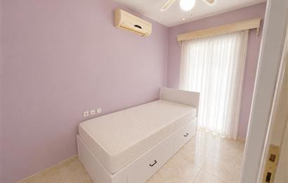 Kumbahçe Manastır Evleri'nde Deniz Manzaralı 3+1 Tripleks