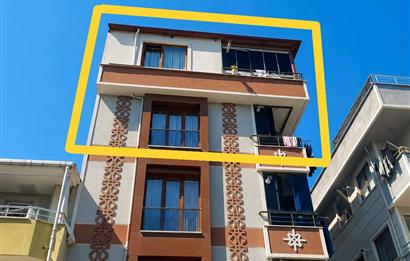 Sancaktepe'de Satılık 5+2 Üst Dubleks 2 Ayrı Daire Gibi Kullanım