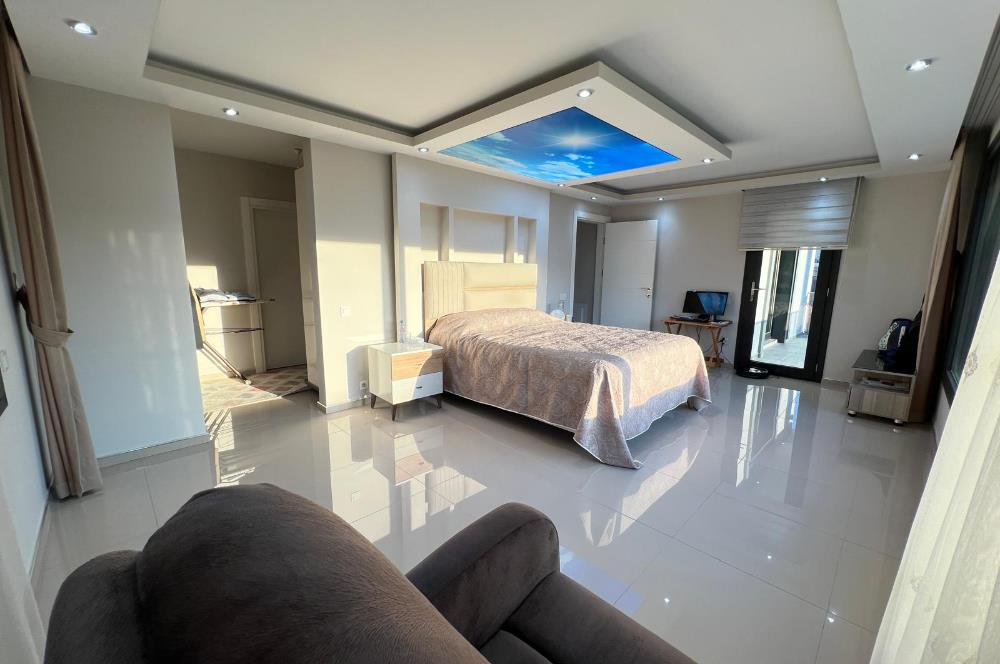 642 m2 ARSA İÇİNDE ÖZEL HAVUZLU TERASLI 6+1 SATILIK LÜKS VİLLA