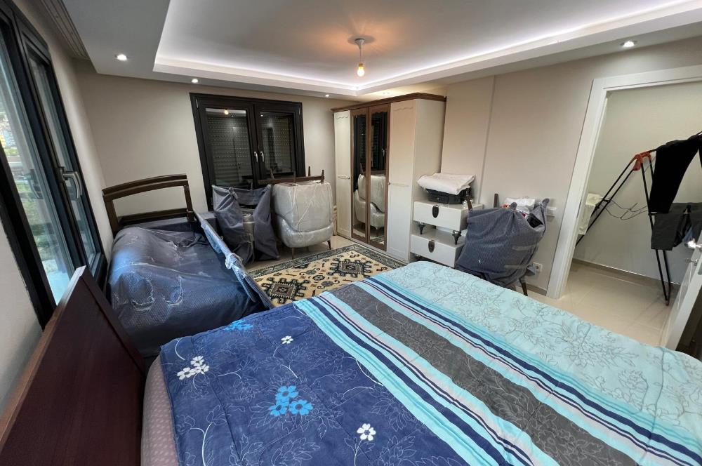 642 m2 ARSA İÇİNDE ÖZEL HAVUZLU TERASLI 6+1 SATILIK LÜKS VİLLA