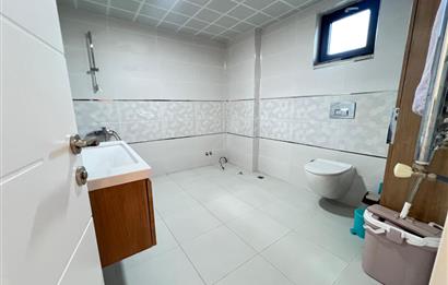 642 m2 ARSA İÇİNDE ÖZEL HAVUZLU TERASLI 6+1 SATILIK LÜKS VİLLA