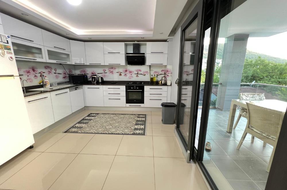 642 m2 ARSA İÇİNDE ÖZEL HAVUZLU TERASLI 6+1 SATILIK LÜKS VİLLA