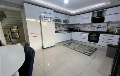 642 m2 ARSA İÇİNDE ÖZEL HAVUZLU TERASLI 6+1 SATILIK LÜKS VİLLA