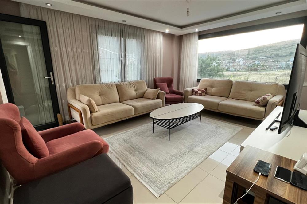 642 m2 ARSA İÇİNDE ÖZEL HAVUZLU TERASLI 6+1 SATILIK LÜKS VİLLA