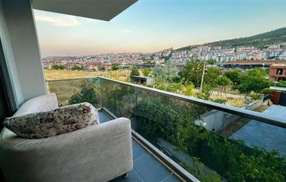 642 m2 ARSA İÇİNDE ÖZEL HAVUZLU TERASLI 6+1 SATILIK LÜKS VİLLA