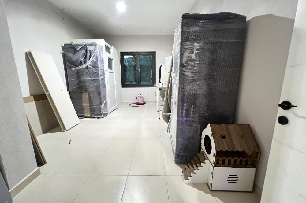 642 m2 ARSA İÇİNDE ÖZEL HAVUZLU TERASLI 6+1 SATILIK LÜKS VİLLA