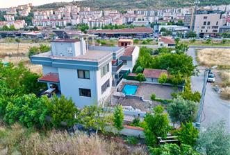 642 m2 ARSA İÇİNDE ÖZEL HAVUZLU TERASLI 6+1 SATILIK LÜKS VİLLA - 3 - 35849