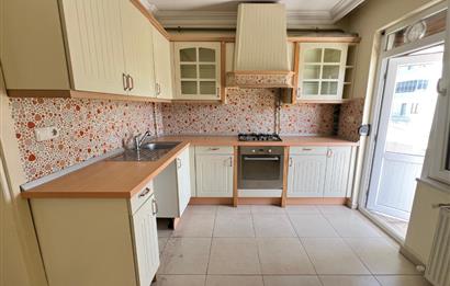 MALTEPE MAH. MERKEZİ KONUMDA 4 KAT KULLANIMLI 5+1 TERASLI VİLLA