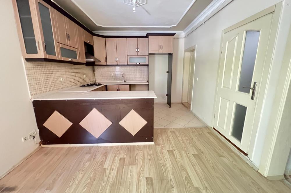 MALTEPE MAH. MERKEZİ KONUMDA 4 KAT KULLANIMLI 5+1 TERASLI VİLLA