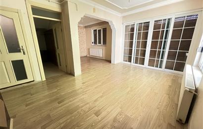 MALTEPE MAH. MERKEZİ KONUMDA 4 KAT KULLANIMLI 5+1 TERASLI VİLLA