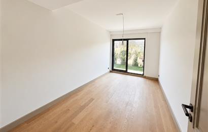 Zekeriyaköy'de Kiralık Sıfır 5+2 Ultra Lüks Villa