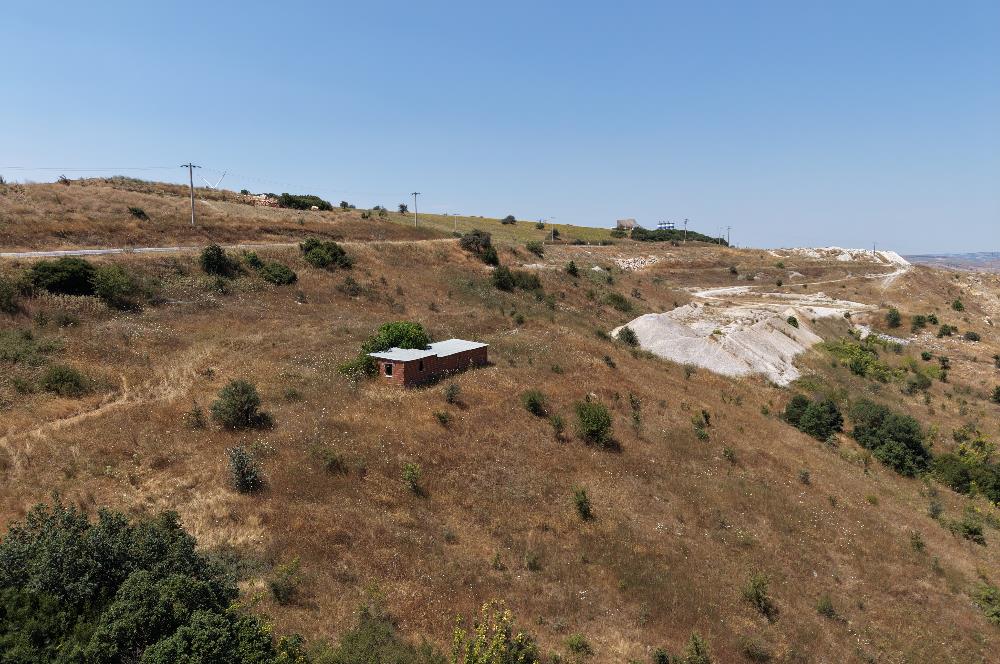 ZİYARETLİ MAHALLESİ SATILIK TARLA CENTRUY 21 BAL'DAN 