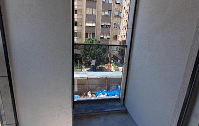 SUADİYE MARMARAYA YAKIN 2+1 SIFIR 78m2 NET KOMBİLİ BALKONLU