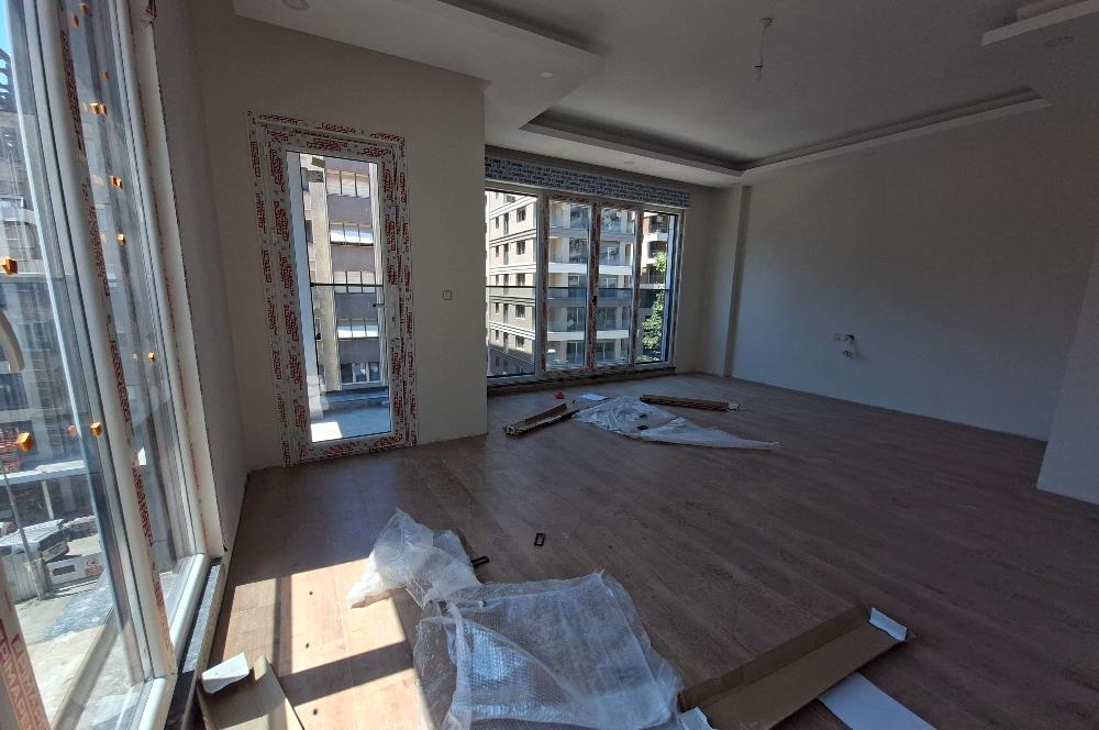 SUADİYE AYŞEÇAVUŞ KOMBİLİ 2+1 SIFIR 78m2 NET KULLANIM BALKONLU