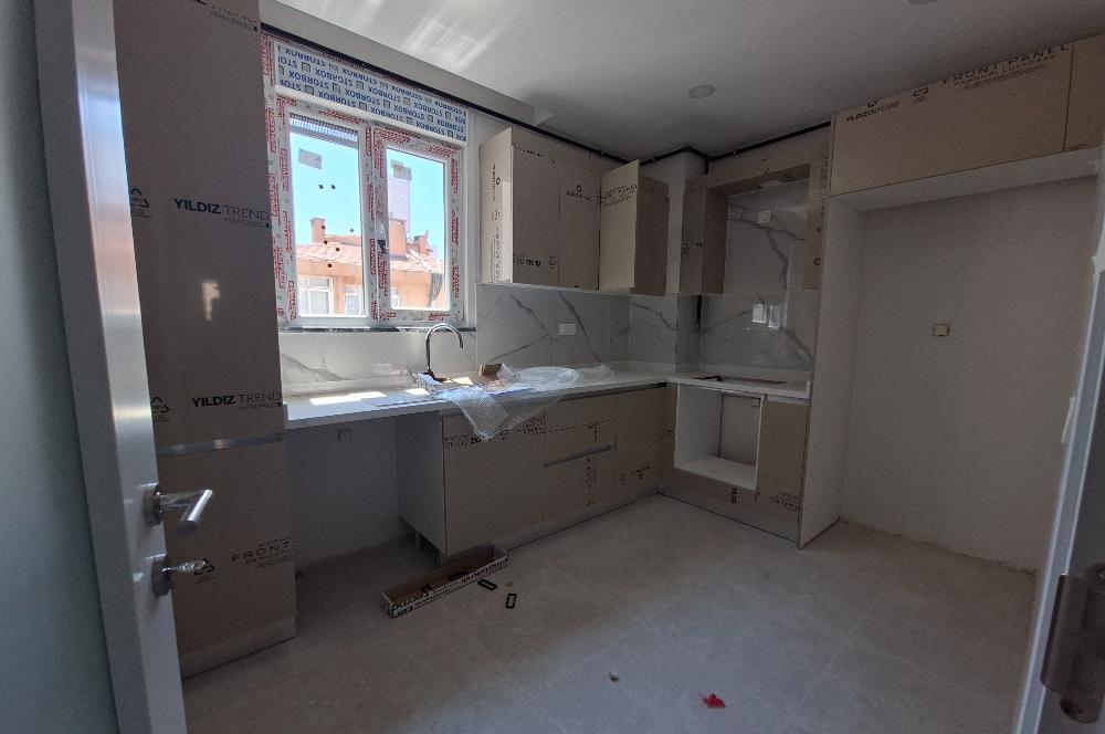 SUADİYE AYŞEÇAVUŞ KOMBİLİ 2+1 SIFIR 78m2 NET KULLANIM BALKONLU