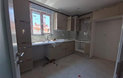 SUADİYE AYŞEÇAVUŞ KOMBİLİ 2+1 SIFIR 78m2 NET KULLANIM BALKONLU