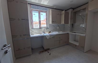 SUADİYE AYŞEÇAVUŞ KOMBİLİ 2+1 SIFIR 78m2 NET KULLANIM BALKONLU