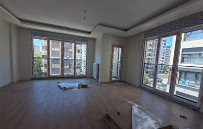 SUADİYE MARMARAYA YAKIN 2+1 SIFIR 78m2 NET KOMBİLİ BALKONLU