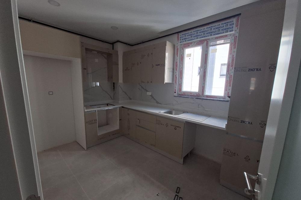 SUADİYE MARMARAYA YAKIN 2+1 SIFIR 78m2 NET KOMBİLİ BALKONLU